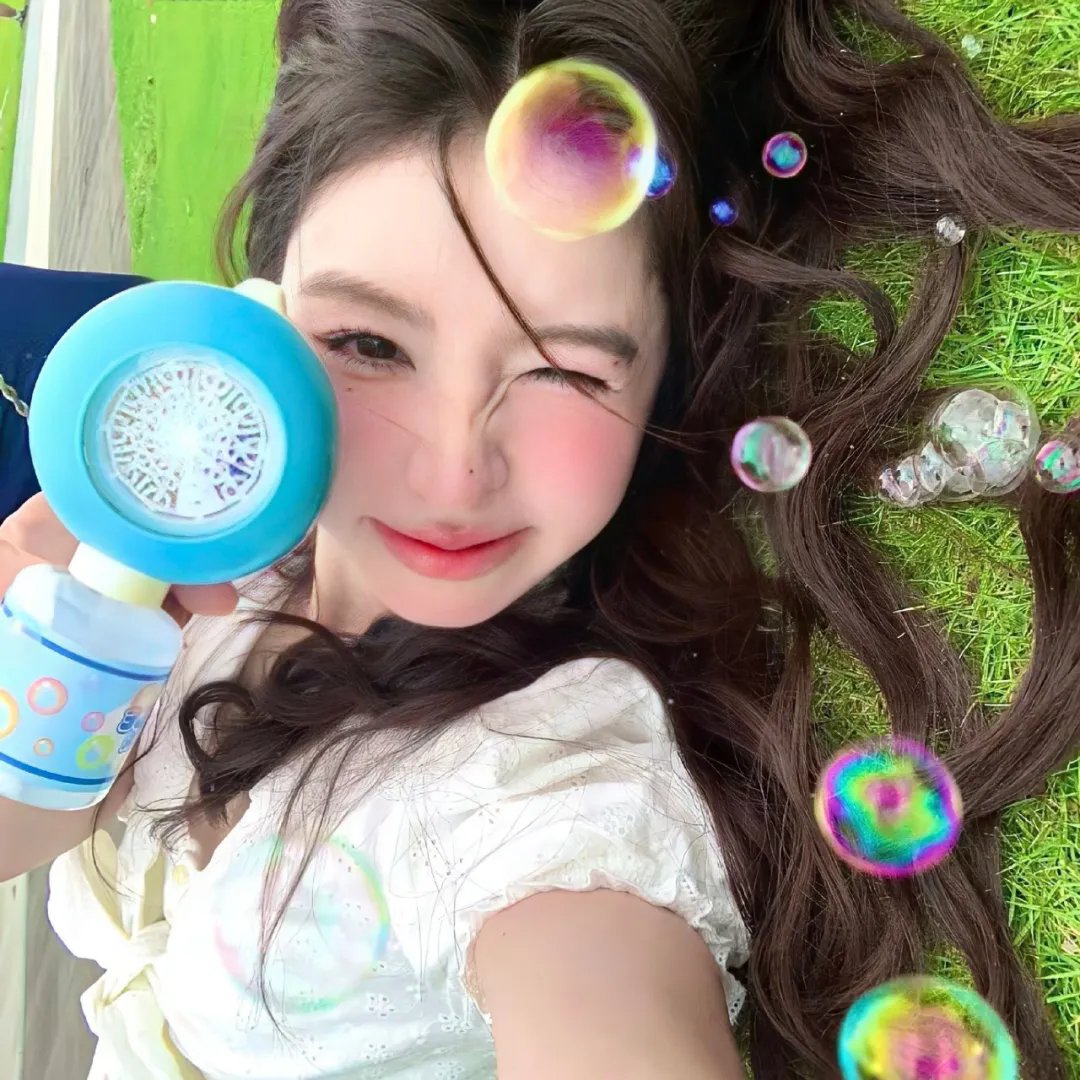一楼一鬼